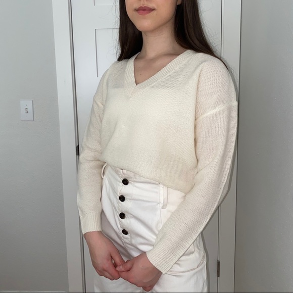 V-neck Sweater-SOLD - Picture 2 of 5